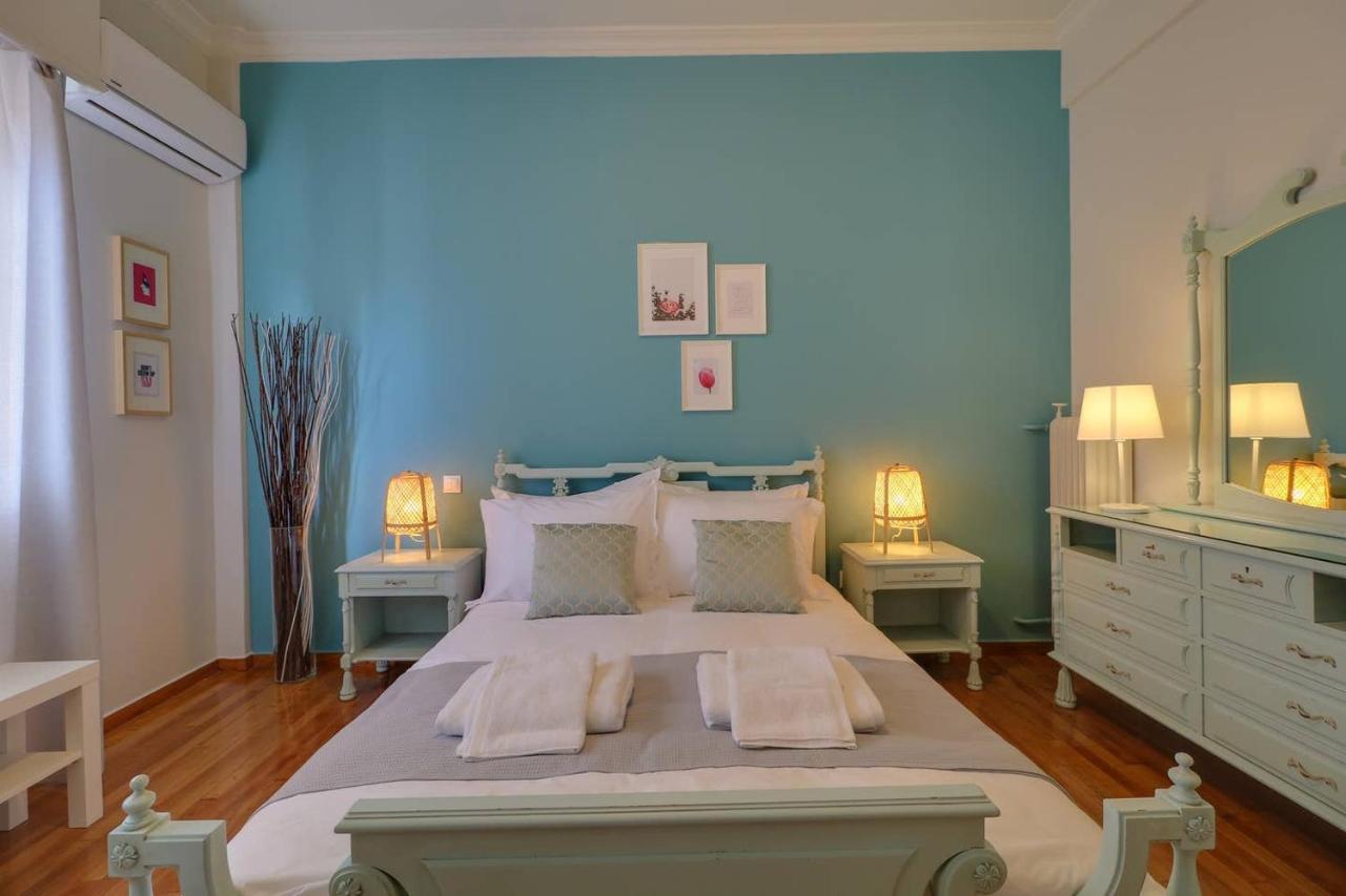 Victoria 5star / 5br Bigapt / Sauna / 2min To Metro Apartment Athens